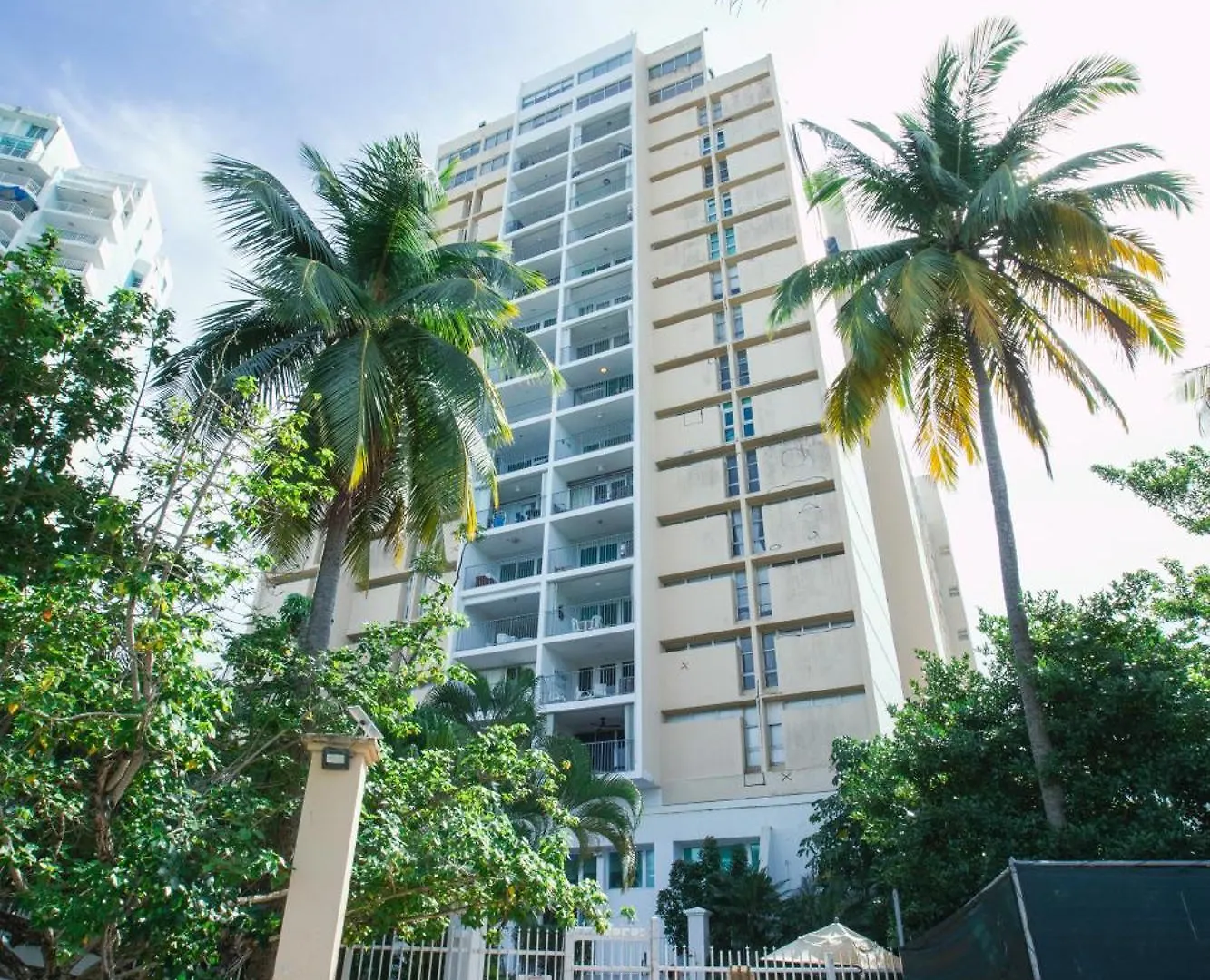 Esj Exclusive Beachfront Condo San Juan